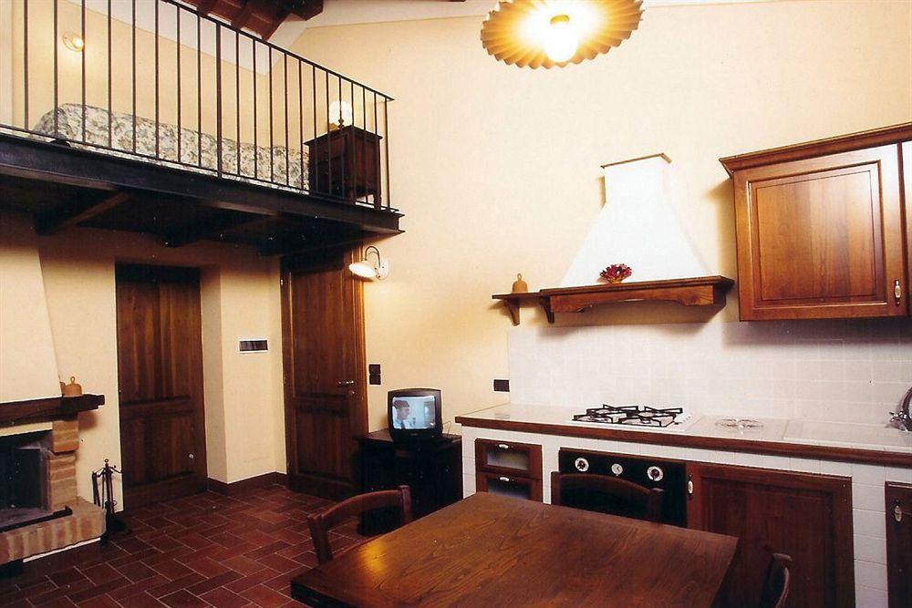 Agriturismo Terra Rossa Valiano エクステリア 写真