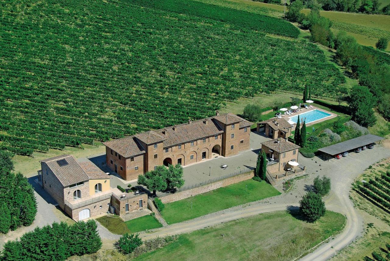 Agriturismo Terra Rossa Valiano エクステリア 写真