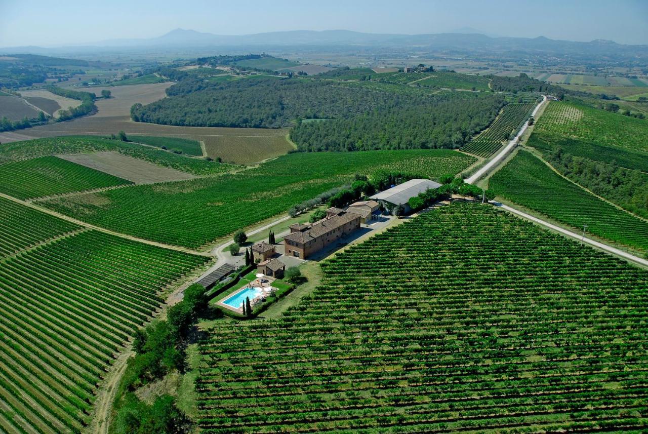Agriturismo Terra Rossa Valiano エクステリア 写真