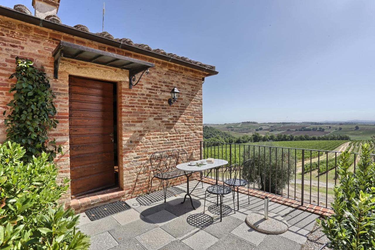 Agriturismo Terra Rossa Valiano エクステリア 写真