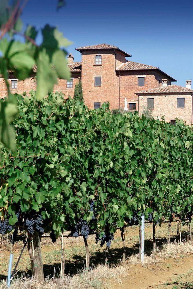 Agriturismo Terra Rossa Valiano エクステリア 写真
